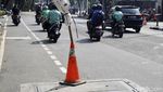 Hati-hati! Ada Jalan Berlubang di Gunawarman, Jaksel