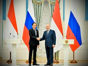 Analisis Pakar soal Efek Kunjungan Jokowi ke Ukraina dan Rusia