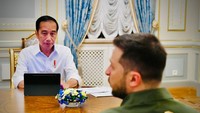Zelensky juga mengatakan dalam pertemuan dirinya dan Jokowi membahas sejumlah hal. Salah satunya terkait propek rekosntruksi setelah perang. (Foto: Laily Rachev - Biro Pers Sekretariat Presiden)