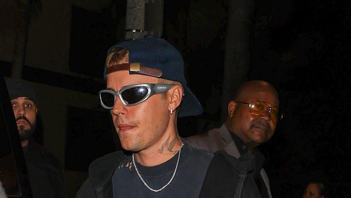 Justin Bieber LOS ANGELES, CA - JUNE 29: Justin Bieber is seen on June 29, 2022 in Los Angeles, California. (Photo by Rachpoot/Bauer-Griffin/GC Images)