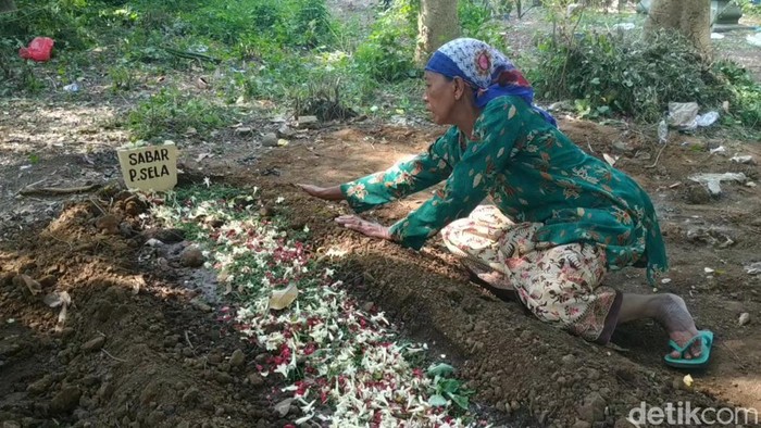 Keluarga Bos Rongsokan yang dibunuh di Sidoarjo