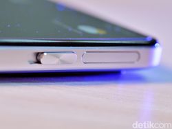 Unboxing Poco F4 GT, HP Gahar Harga Rp 9 Juta