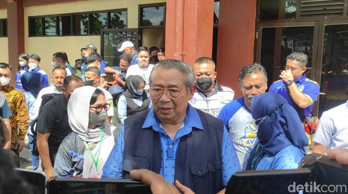 Presiden ke-6 Republik Indonesia (RI) Susilo Bambang Yudhoyono (SBY) di Gunungkidul, Kamis (30/6/2022).