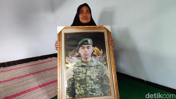 Suasana Rumah Duka Sebelum Jenazah Prada Beryl Tiba