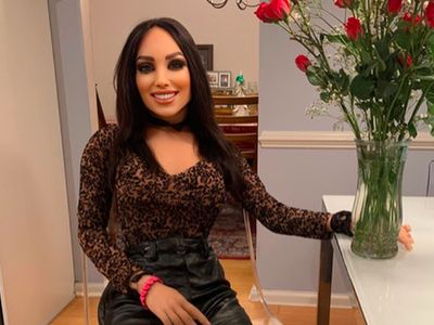 Foto: Boneka Seks yang Jadi Selebgram, Hidup Seperti Wanita di Dunia Nyata