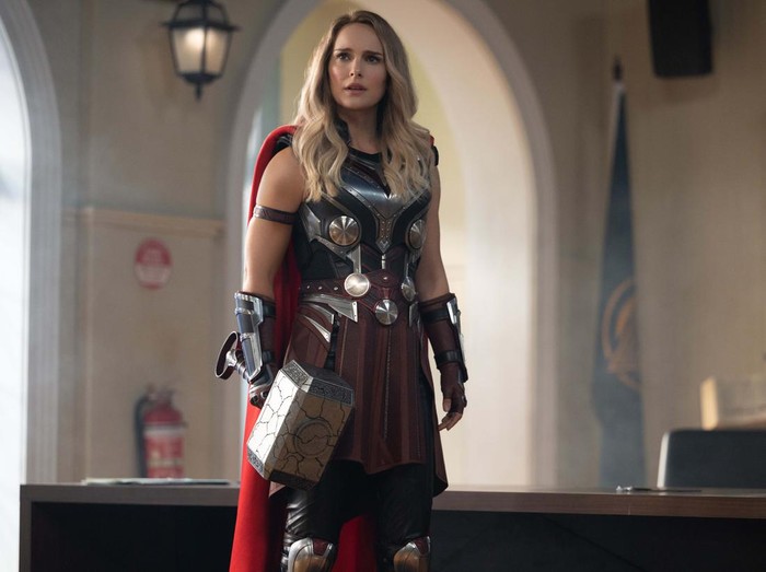 Natalie Portman as The Mighty Thor in Marvel Studios THOR: LOVE AND THUNDER. Photo by Jasin Boland. ©Marvel Studios 2022. All Rights Reserved.