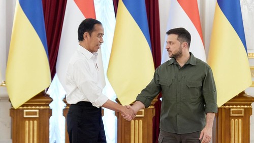 Tujuan Jokowi ke Ukraina sebagai agenda kunjungan kerja. Di sana, Presiden RI Joko Widodo juga bertemu dan berbincang dengan Presiden Ukraina Volodymr Zelensky.
