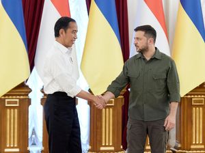 Usai Telepon Putin, Jokowi Bahas Pasokan Pangan dengan Zelensky