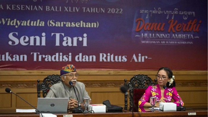 Widyatula (sarasehan) Seni Tari bertajuk Pertunjukan Tradisi dan Ritus Air sebagai rangkaian agenda Pesta Kesenian Bali (PKB) ke-44, Rabu (29/6/2022).