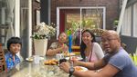 Asri Welas Turun BB 30 Kg, Ini Momennya Saat Makan Bareng Keluarga di Rumah