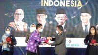 Bank BTN juga membuat ekosistem yang mendukung pembukaan rekening tabungan dan/atau KPR secara online, tanpa harus mengunjungi outlet Bank BTN dan dapat diakses kapan saja dan dimana saja. Bergerak mengikuti jaman, Bank BTN senantiasa meningkatkan pelayanan dan keamanan untuk nasabah yang ingin memilik rumah.