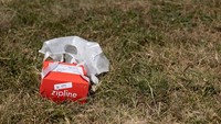 Fixed-wing drone lebih efisien dibanding drone pada umumnya yang bermodel quadcopter. Karena itu, fixed-wing drone dapat menjelajah hingga 93 mil atau hampir 150 km.  