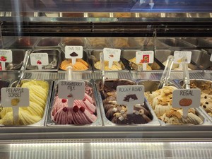 Bikin Meleleh, Es Krim Rendah Kalori Beragam Rasa di Koono Gelato