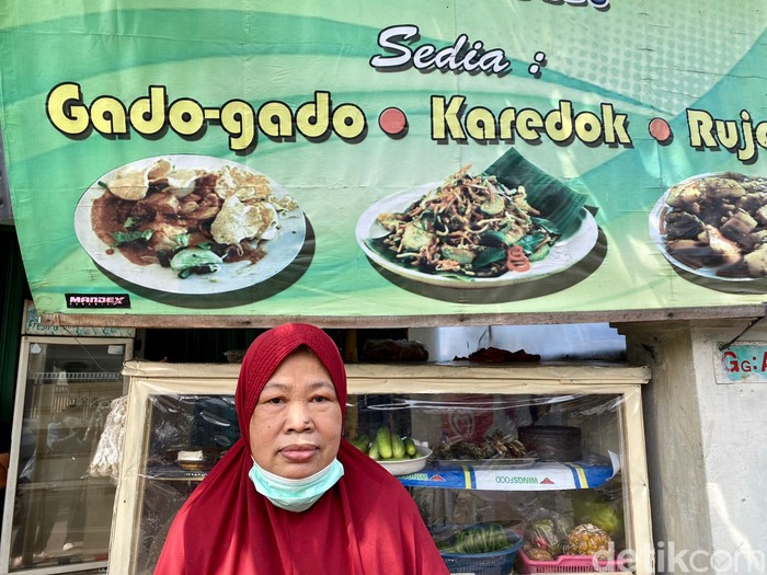 Gurih Mlekoh! Gado-gado Bu Maryani Langganan Artis hingga Dokter Gurih Mlekoh! Gado-gado Bu Maryani Langganan Artis hingga Dokter
