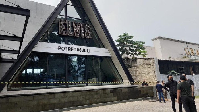 Kafe Elvis eks Holywings Bogor