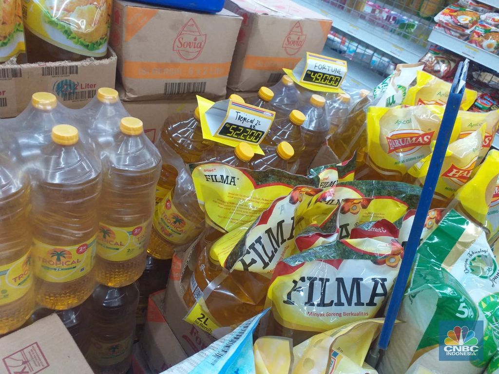 harga minyak goreng di ritel modern