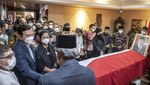 Momen Jenazah Tjahjo Kumolo Disemayamkan di Rumah Duka