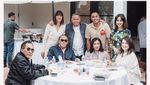 Nia Ramadhani Liburan dan Sarapan Mewah dengan Panorama Borobudur