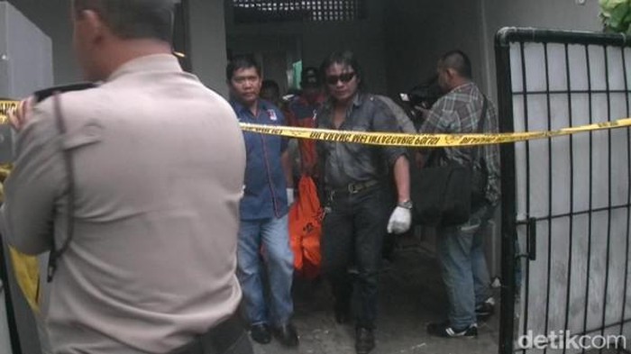 PAR, pelajar SMA di Surabaya yang tewas karena afeksi autoerotik dievakuasi