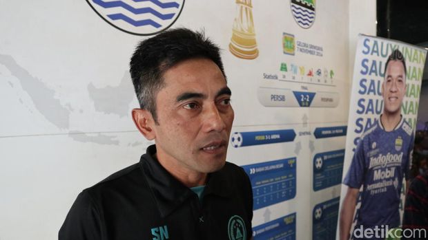 Pelatih PSS Seto Nurdiantoro.