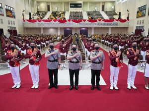 Pesan Kapolri ke Taruna-Taruni Akpol: Bergerak Sesuai Tugas dan Tuntaskan