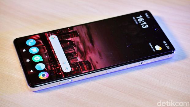 Poco F4 GT