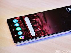 Unboxing Poco F4 GT, HP Gahar Harga Rp 9 Juta