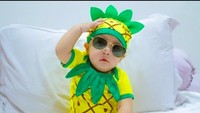 Segar banget kan kalau lihat buah nanas yang gemuk seperti Rayyanza Malik Ahmad. Foto: dok. Instagram raffinagita1717