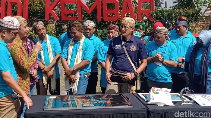 Sandiaga Uno di Desa Bugisan, Kecamatan Prambanan, Klaten, Jumat (1/7/2022).