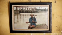 Tapi sayang, diakui Goyong bahwa saat ini rekan-rekan seperjuangannya yang dahulu piawai memainkan gambang kromong ini sudah meninggal lebih dulu. Kini tak ada generasi muda yang meneruskan budaya dan kesenian ini. Sehingga ia merasa tidak ada lagi yang bisa memainkan lagu-lagu klasik. Apalagi, dengan munculnya fenomena berbagai pertunjukan musik modern yang membuat kesenian khas Betawi ini tenggelam dan kalah saing.