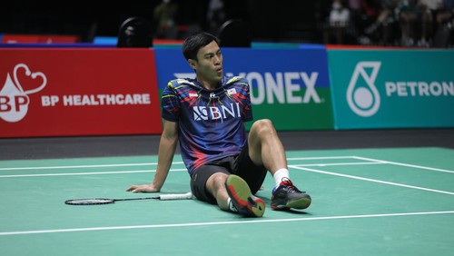 Shesar Hiren Rhustavito