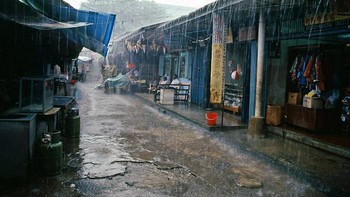 Kala itu, bangunannya masih banyak yang sederhana, belum ada kesan modern. Saat itu, Singapura sudah membukukan pertumbuhan ekonomi yang stabil. Foto: Vintag.es