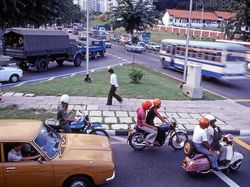 Wujud Singapura Tahun 1980-an Benar-benar Bikin Kaget