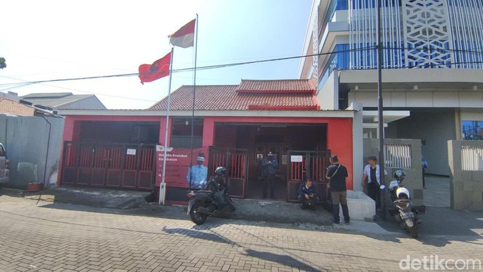 Suasana rumah masa kecil Tjahjo Kumolo di Semarang, Jumat (1/7/2022).