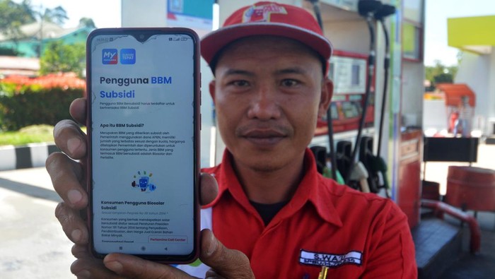 Penggunaan MyPertamina untuk beli Pertalite dan Solar mulai diujicoba hari ini. Uji coba awal akan dilakukan di 11 daerah seluruh Indonesia.