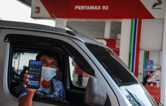 Penggunaan MyPertamina untuk beli Pertalite dan Solar mulai diujicoba hari ini. Uji coba awal akan dilakukan di 11 daerah seluruh Indonesia.