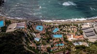Pandangan udara Giardini Poseidon Terme di Pulau Ischia, Italia Selatan, Rabu (29/6/2022) waktu setempat.  
