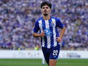 Resmi! PSG Daratkan Vitinha dari Porto