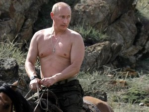 Putin Balas Ejekan Pemimpin G7 Soal Foto Telanjang Dada!