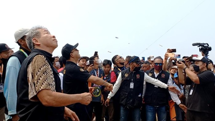 Anies buka turnamen layangan (Anggi-detikcom)