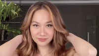 Bunga Citra Lestari memamerkan gaya rambut barunya di Instagram. Foto: Instagram Bunga Citra Lestari