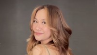 Senyum manis Bunga Citra Lestari dengan rambut baru. Foto: Instagram Bunga Citra Lestari