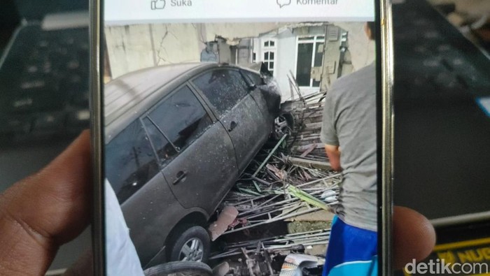 Kecelakaan mobil TNI di Gresik