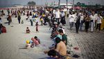 Menikmati Akhir Pekan di Pantai Pasir Putih PIK 2