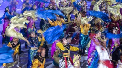 Lihat Lagi Kemeriahan Pembukaan Fornas di Palembang