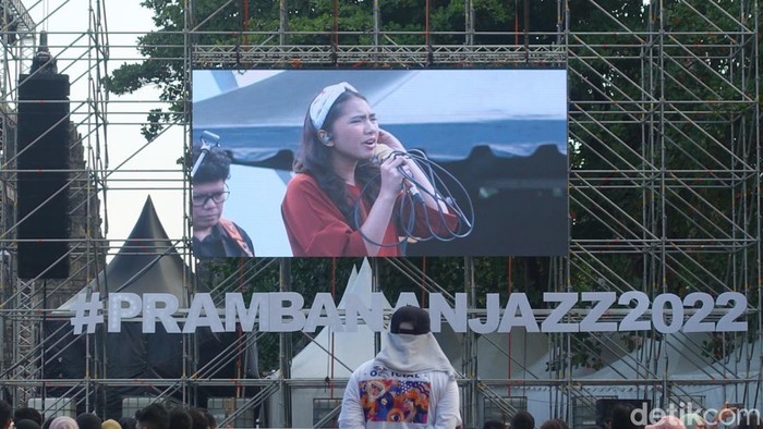 Penampilan Dere di panggung Prambanan Jazz Festival 2022, Sabtu (2/7/2022)