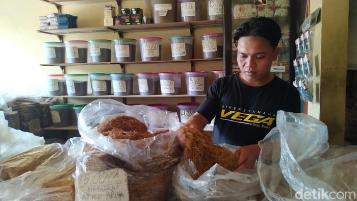 Pengusaha tembakau lintingan Blitar