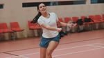 Potret Raisa Banjir Keringat Main Bulu Tangkis
