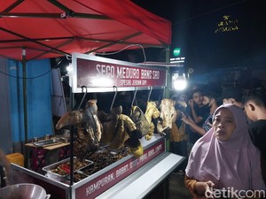 Sedapnya Menyantap Sego Meduro Bang SAD yang Lagi Ngehits di Malang