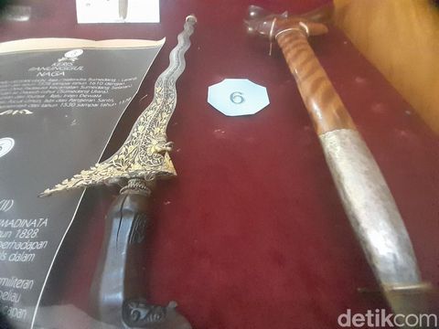 Senjata peninggalan Kerajaan Sumedang Larang.